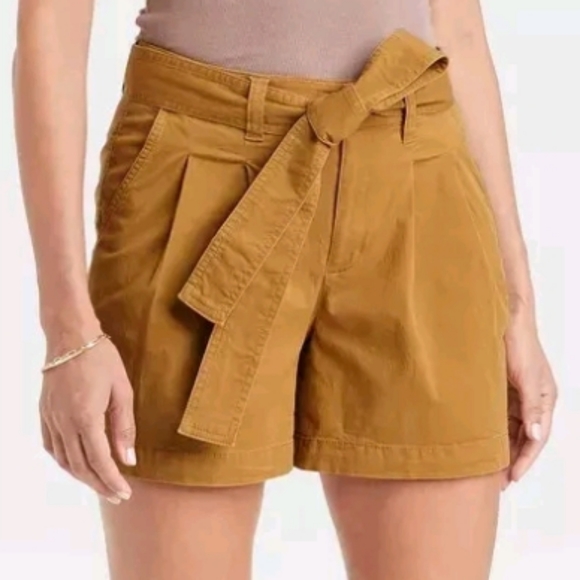 NWT A New Day Mustard Brown Khaki High Rise Pleat Front Tie Waist Shorts Size 16 - Picture 1 of 10